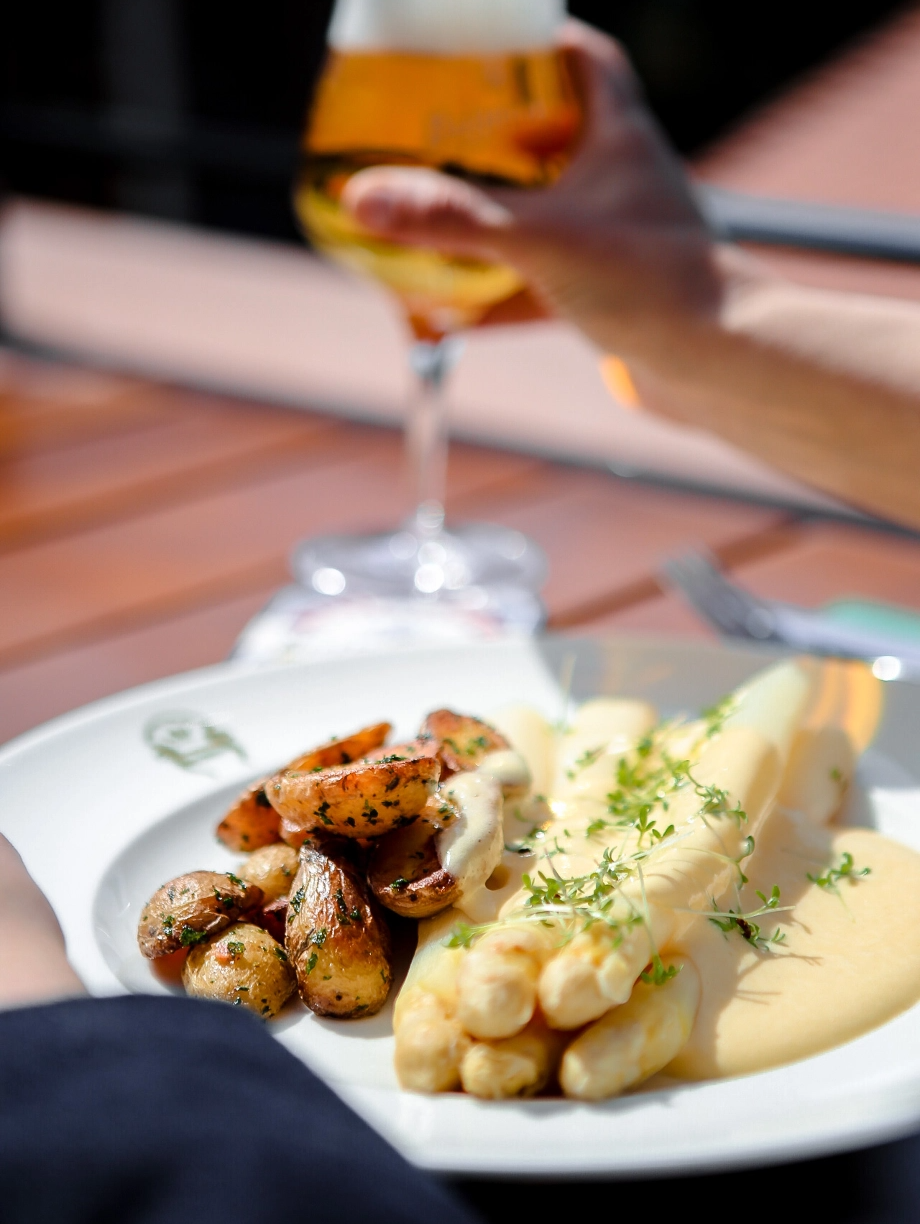 Golfarrangement2_Berg-Gasthof Königstuhl