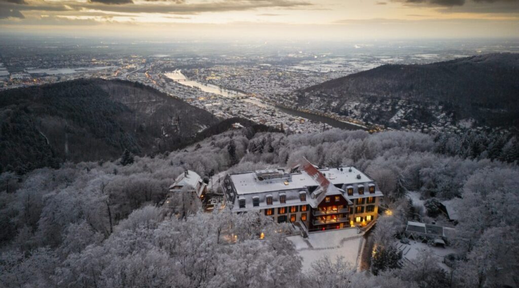 Winter im Berg-Gasthof Königstuhl Heidelberg Winter im Berg-Gasthof Königstuhl Heidelberg